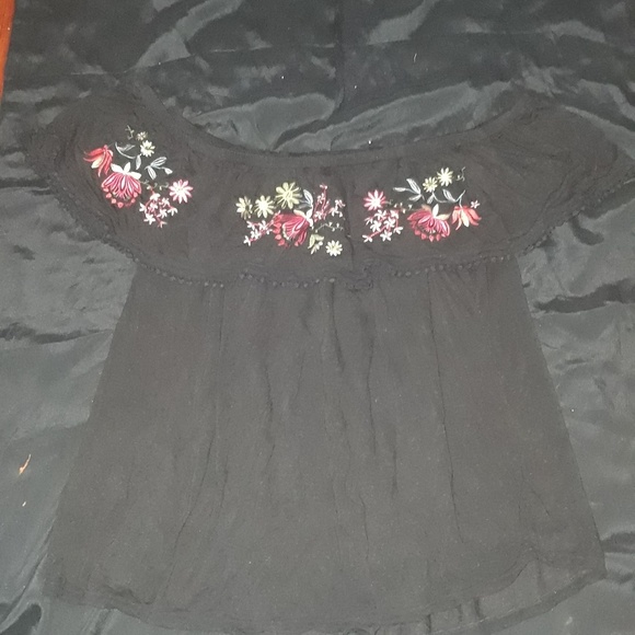 Top - Picture 1 of 1